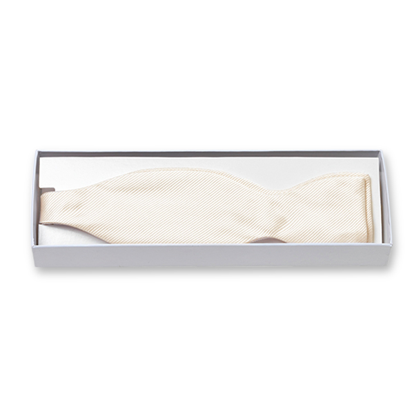 Zelfstrikker roomwit (2)