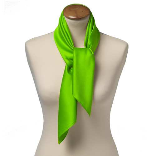 Polyester shawl appelgroen - vierkant (1)