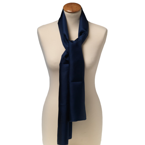 Donkerblauwe zijden shawl - langwerpig (1)